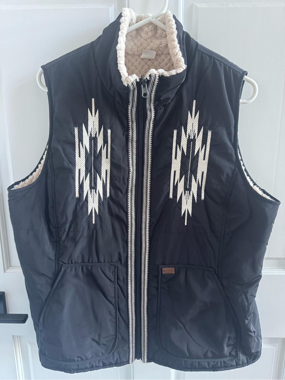 Ariat Women's Dilon Chimayo Reversible Vest - Size XL EUC